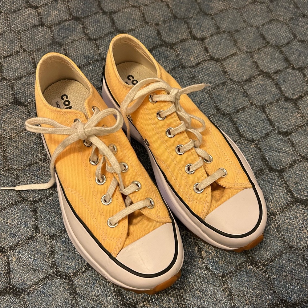 Converse Women's Yellow Sneakers